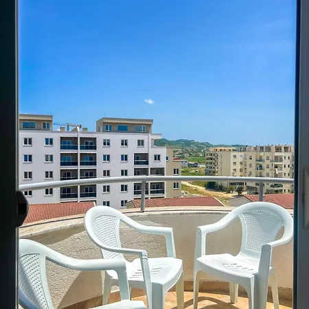 Azure Shores Apartamento *