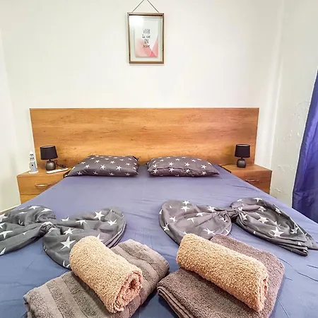 Azure Shores Apartamento Golem (Tirana)