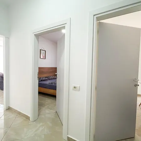 Azure Shores Apartamento Golem (Tirana)